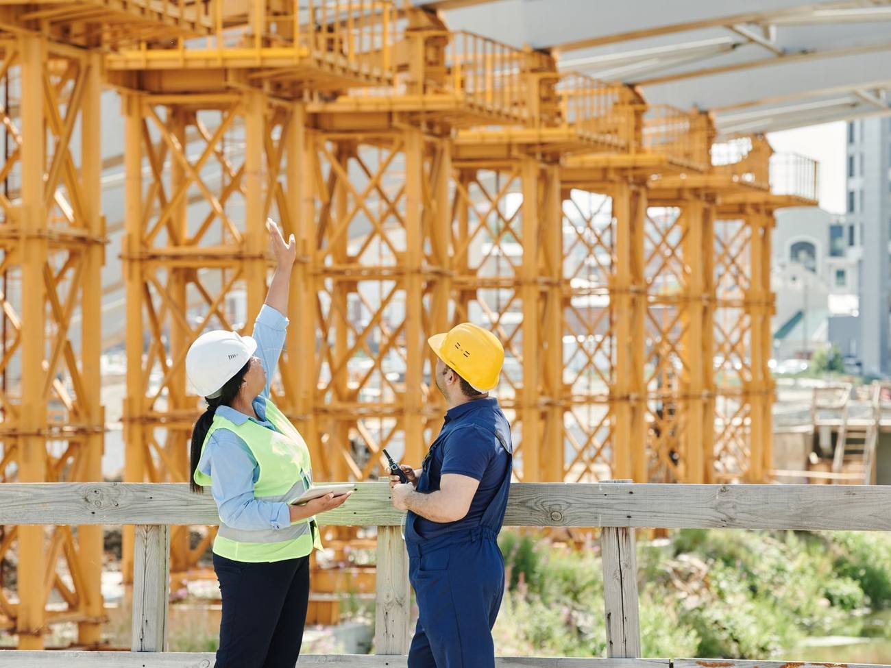 Owner-side construction oversight on site